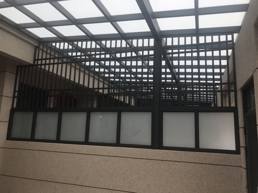 彰化白鐵採光罩工程