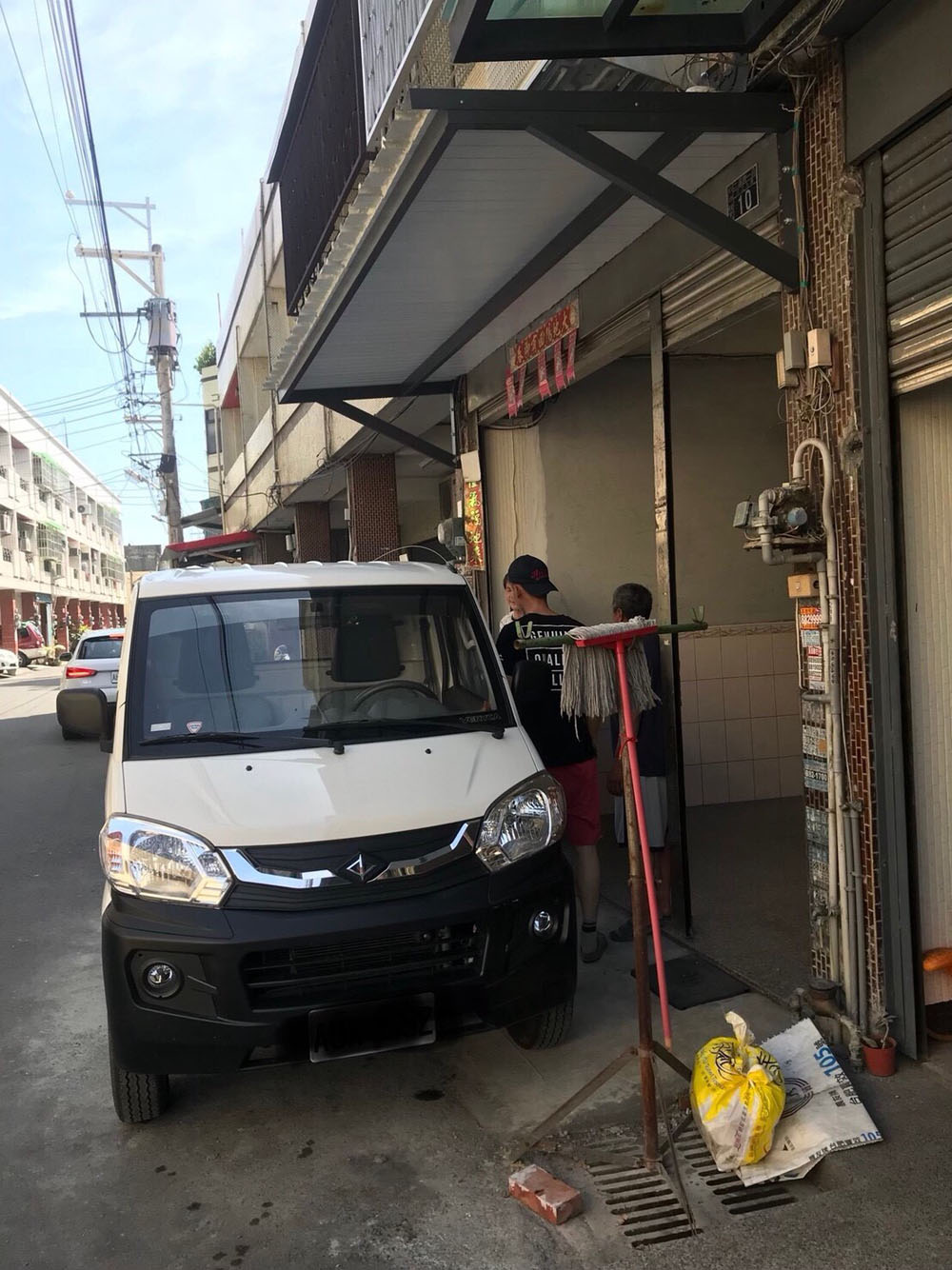 彰化四合一鋼板搭白鐵邊框雨遮
