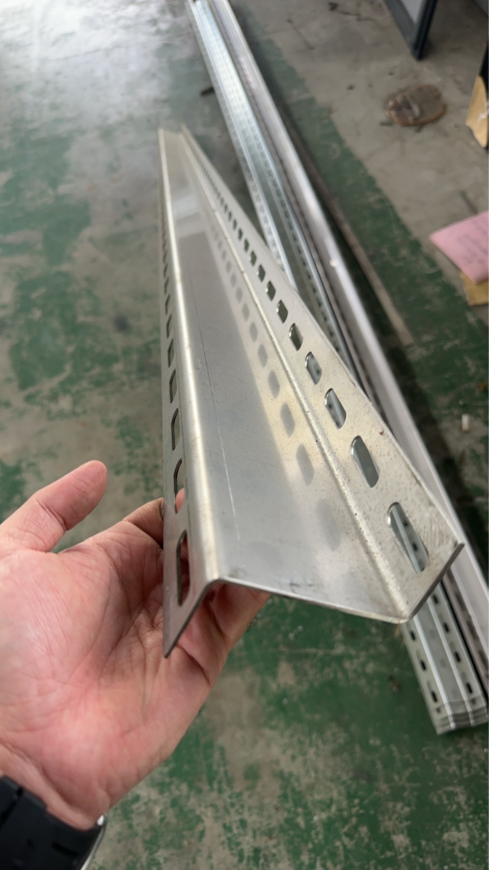 萬用Z型鋼